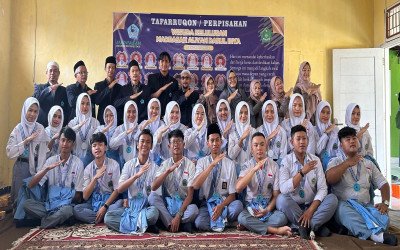 TAFARRUQON KELAS 12 ANGKATAN 32 TP. 2024/2025: Langkah Awal Menuju Gerbang Kesuksesan